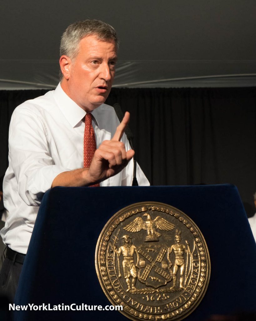 New York City Mayor Bill de Blasio makes a point about the importance of the Dominican community to New York City