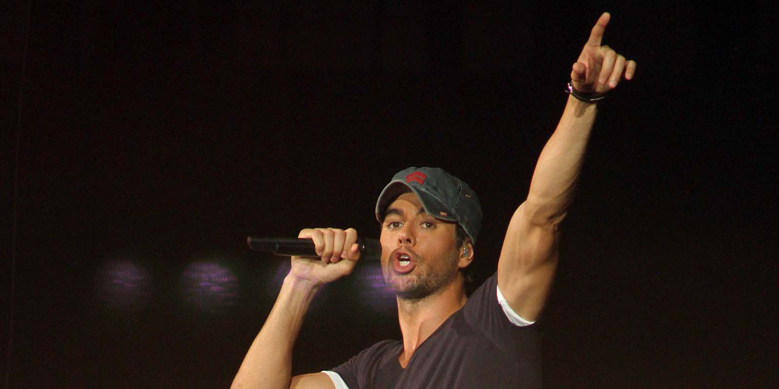 Enrique Iglesias in 2012 (Michael Bush/Dreamstime)
