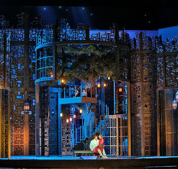 'Nozze di Figaro' courtesy of Ken Howard / Metropolitan Opera