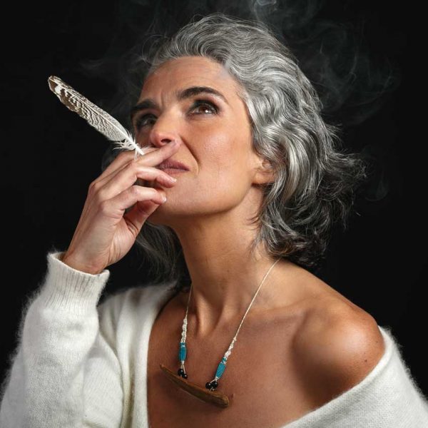 Portuguese Fado Singer Lula Pena is a Musical Wanderer