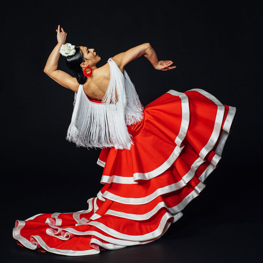 Esther Jurado. Courtesy of James Rajotte / Flamenco Festival.