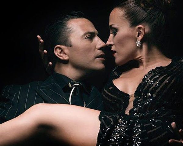 Leandro Oliver & Laila Rezk. Courtesy of the artists and Tango La Nacional.