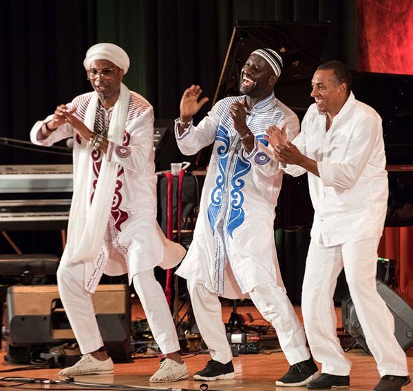 Omar Sosa & Seckou Keita reconnect Cuba and Venezuela with Africa