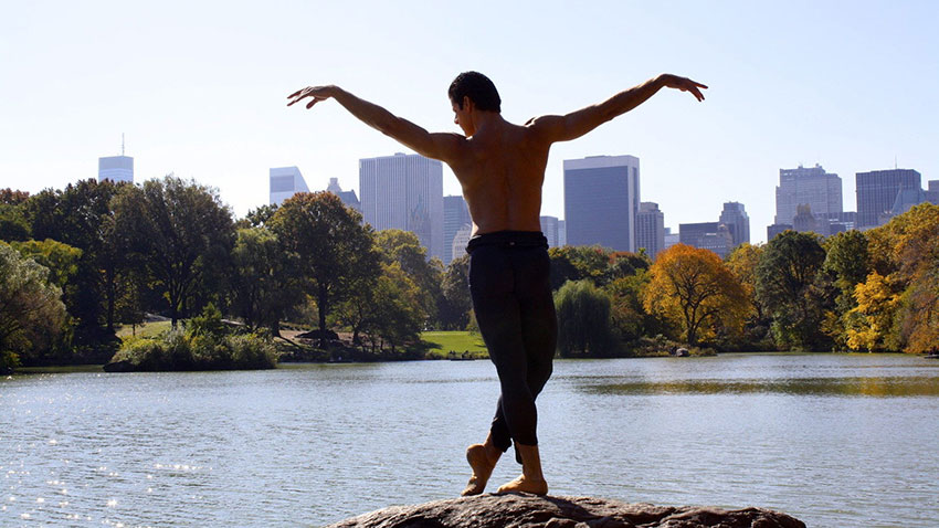 A still of Marcelo Gomes (Brazilian) in 'Anatomy of a Male Ballet Dancer.' Courtesy of David Barba & James Pellerito / Film Society of Lincoln Center.