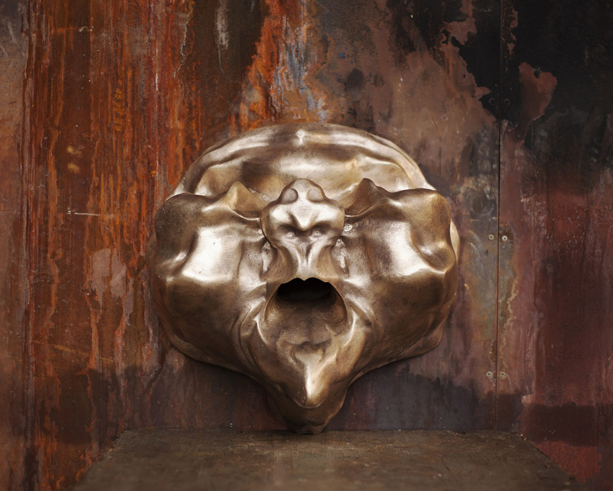 Marguerite Humeau, 35000 A.C (Sphinx Death Mask), 2018. Bronze, 18 1/8 × 8 1/4 × 18 1/8 in (46 × 21 × 46 cm). Courtesy the artist and CLEARING New York/Brussels.