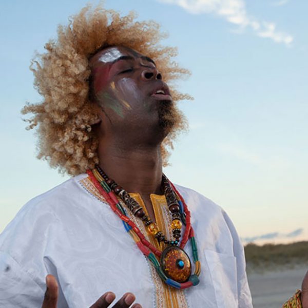 Axel Tosca Trio Featuring Xiomara Laugart Play Cuban Jazz at Zinc Bar