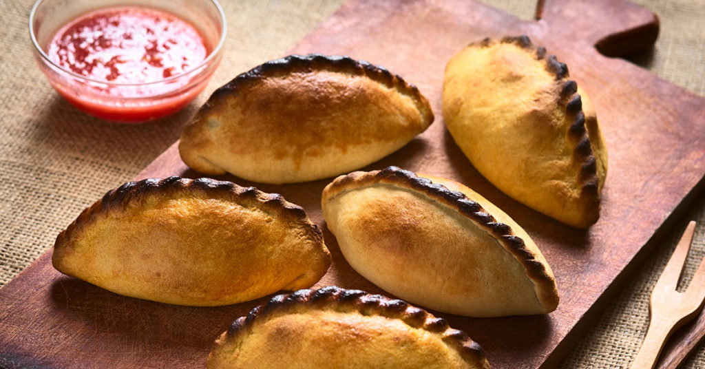 Bolivian Salteñas (© Ildipapp/Dreamstime)