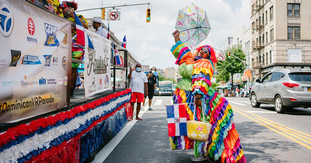 Roba la Gallina at the 2020 National Dominican Day Parade (Cindy Trinh/New York Latin Culture Magazine)