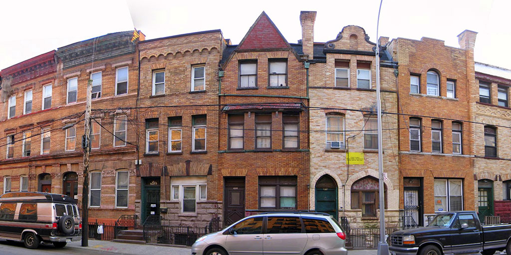 Mott Haven, The Bronx, The Bertine Block Historic District (Emilio Guerra/Wikimedia)