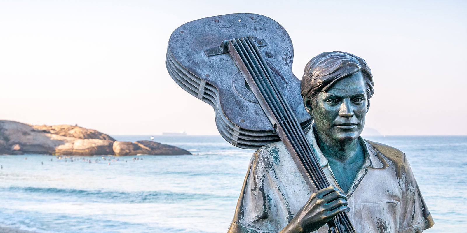 Antônio Carlos Jobim statue on Ipanema Beach (Jptinoco/Dreamstime)