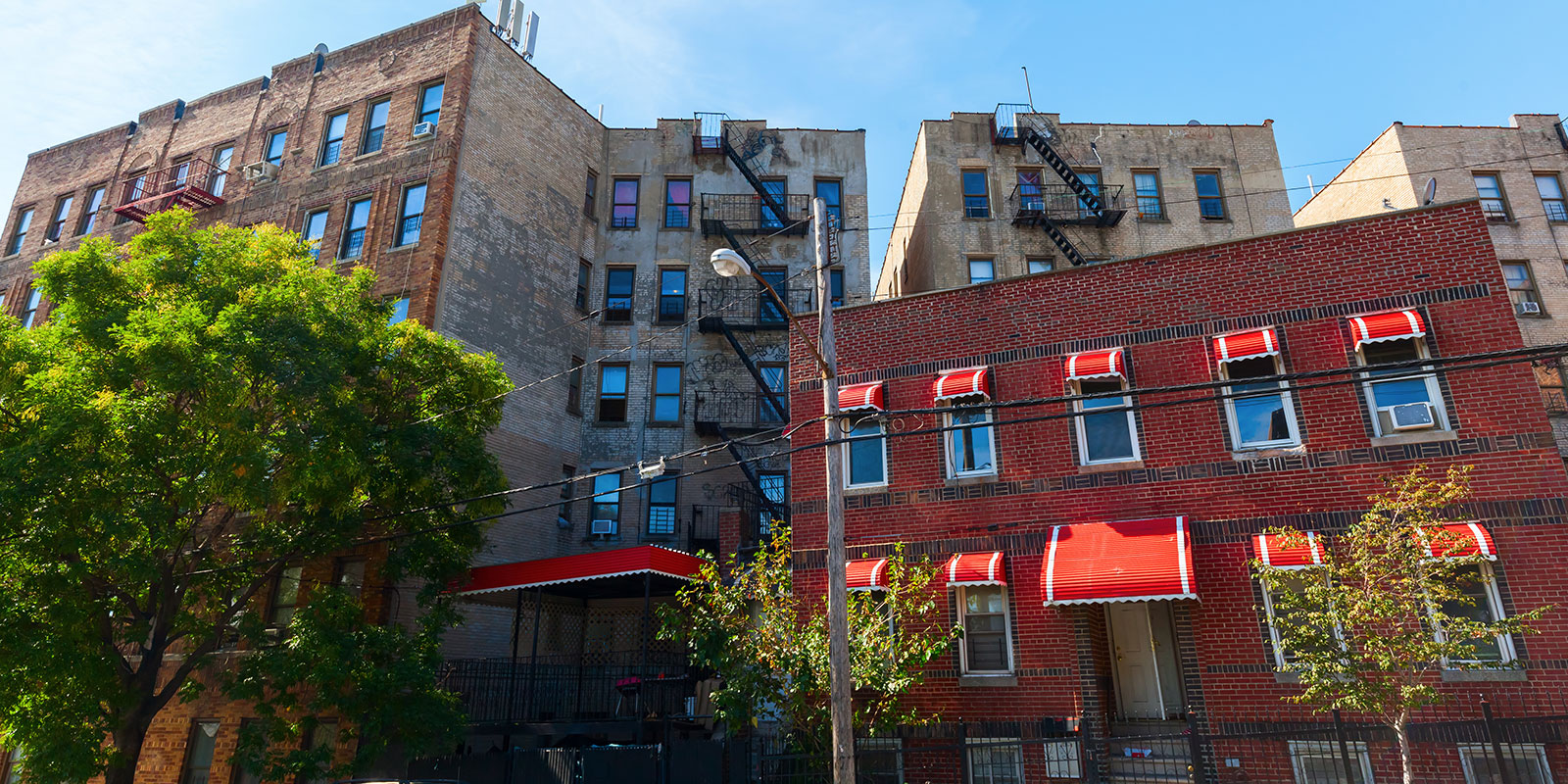 Residences in Hunts Point, The Bronx (Madrabothair/Dreamstime)