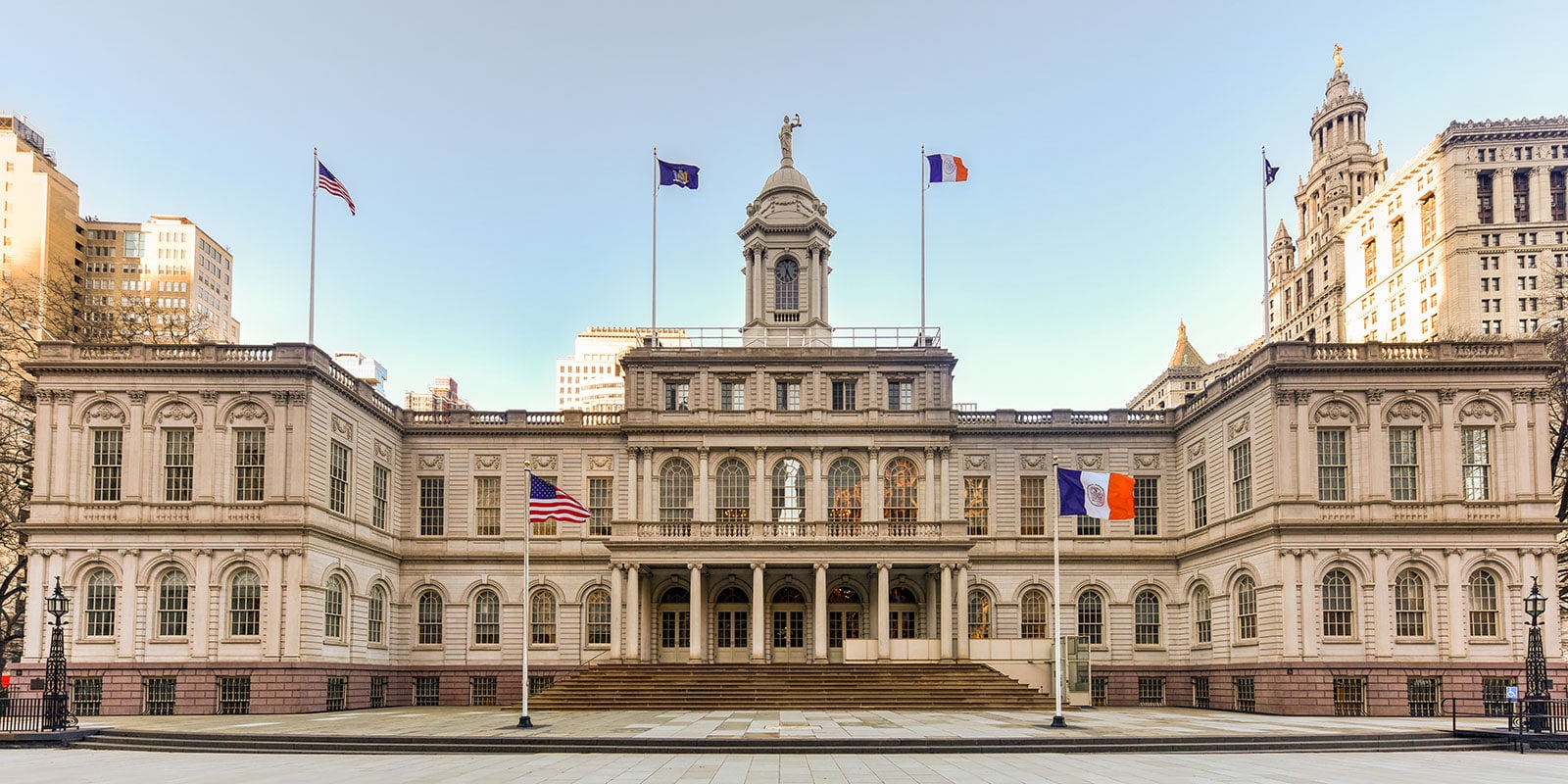 New York City Hall in Manhattan's Civic Center (Demerzel21/Dreamstime)