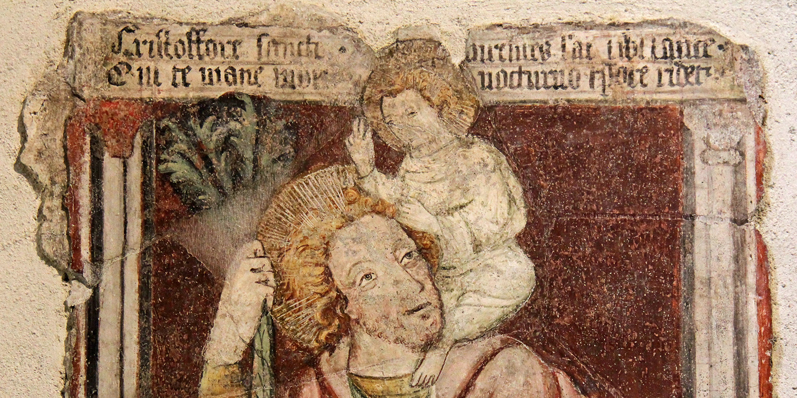 St Christopher in a fresco from Termeno, Italy (Gabriffaldi/Adobe)
