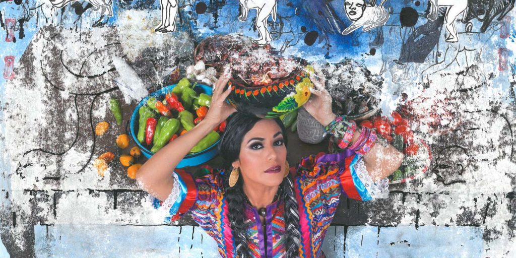 Lila Downs "Al Chile" (the artist)