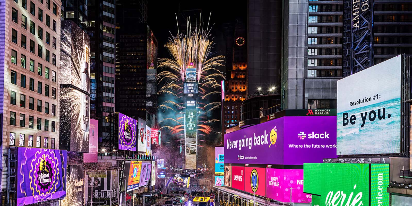 Times Square New Year's Eve 2022 (Countdown Entertainment)