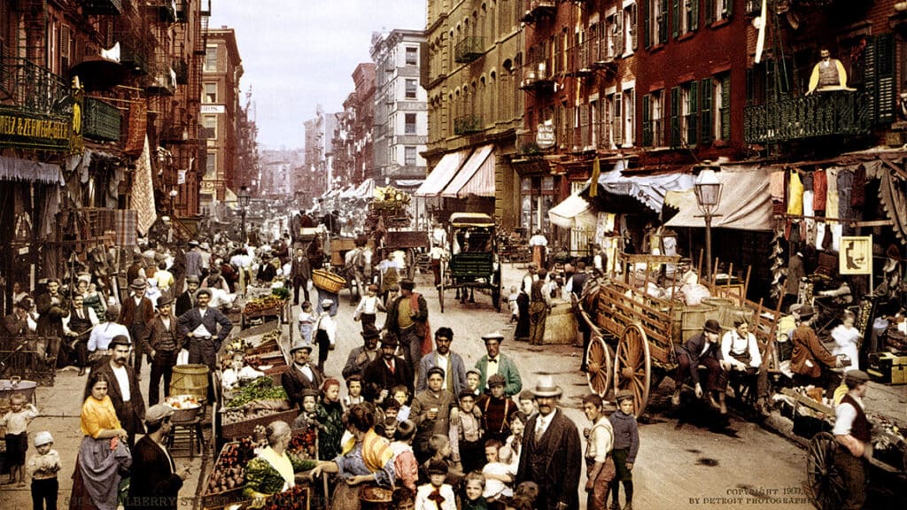 Italian Heritage Day - Mulberry St in Little Italy around 1900 (Library of Congress)
