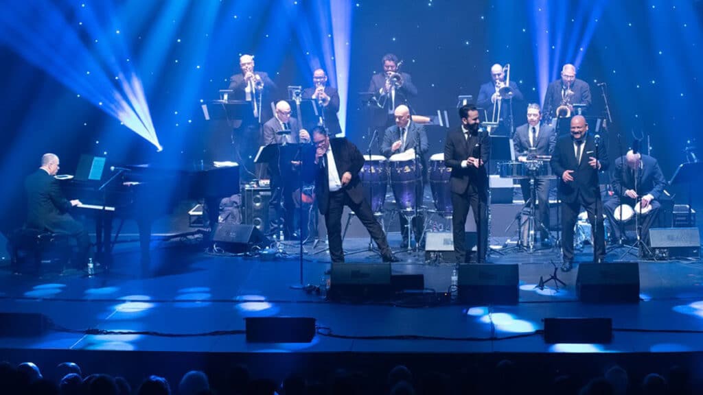 Spanish Harlem Orchestra with Oscar Hernández (George Pruitt/Hostos Center)