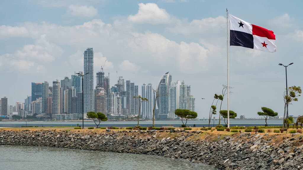 Panamanian Independence Day in Panama City, Panama (Hanohiki/Adobe)