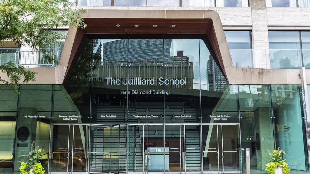 The Juilliard School at Lincoln Center (22tomtom/Dreamstime)