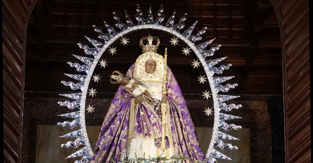 Our Lady of Candelaria (Marco Gallo/Dreamstime)