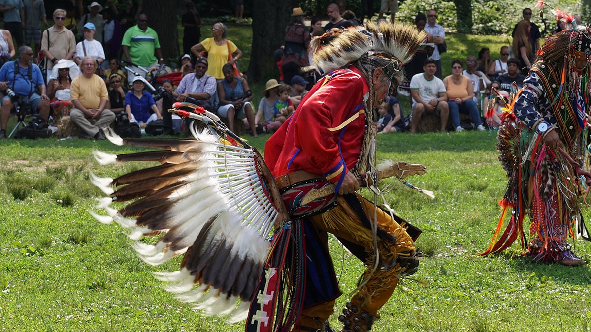 Drums Along the Hudson (Jose Terrero/Dreamstime)