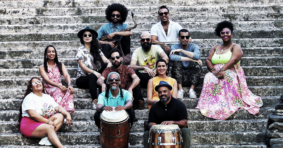 El Laberinto del Coco 在林肯中心为全球音乐节表演非洲裔波多黎各 Bomba Fusion