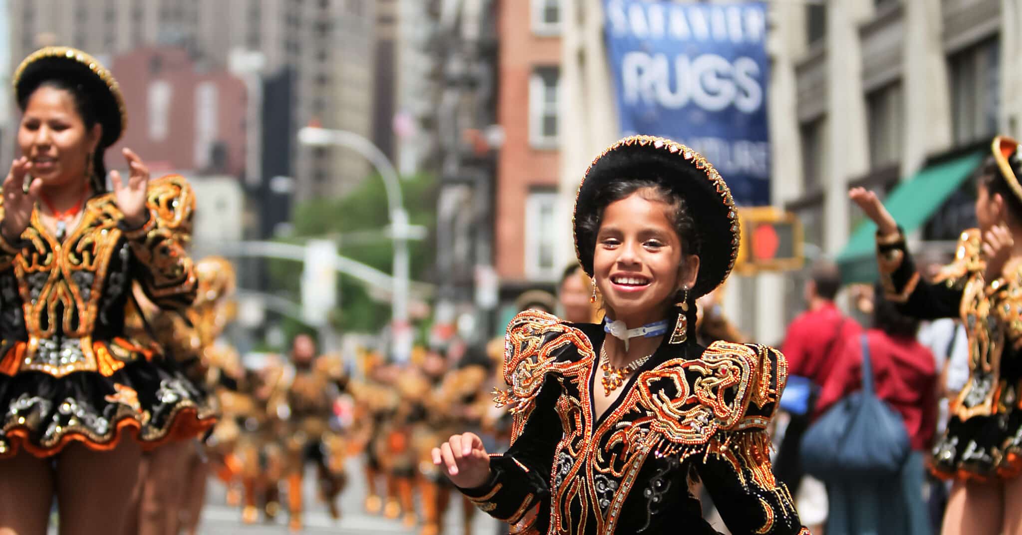 Танцювальний парад 2024 виводить на вулиці 10 000 жителів Нью-Йорка