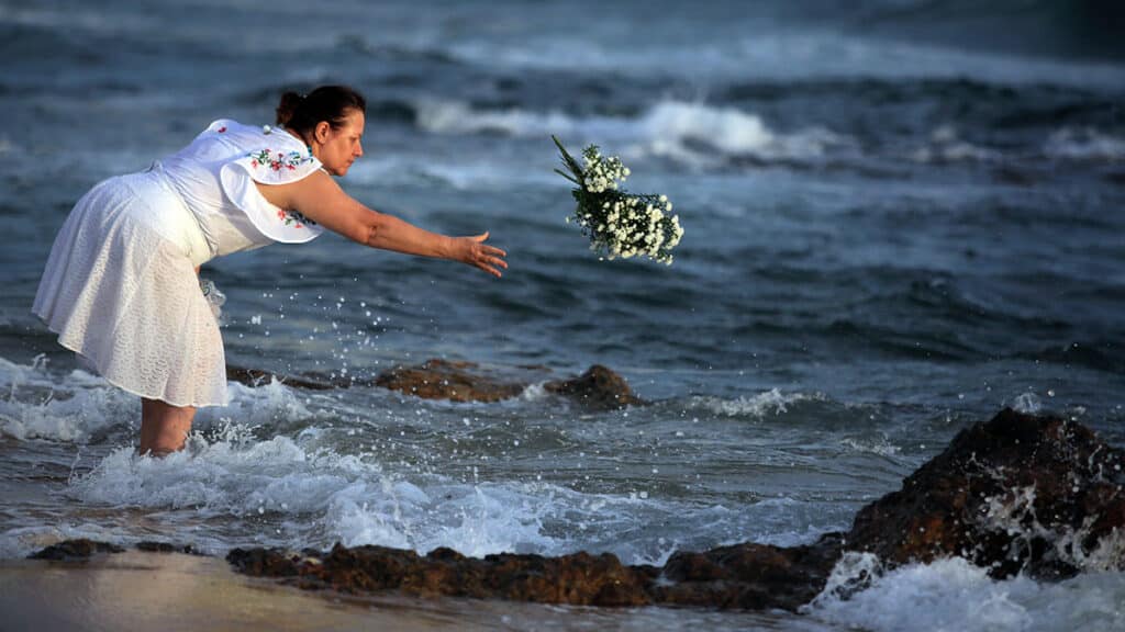 Yemayá Candomblé offering in Bahia, Brazil (Joa Souza/Dreamstime)