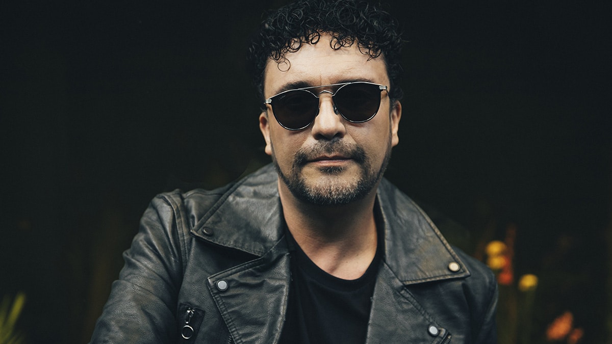 Andrés Cepeda Brings Bogotá: La Gira to Beacon Theatre